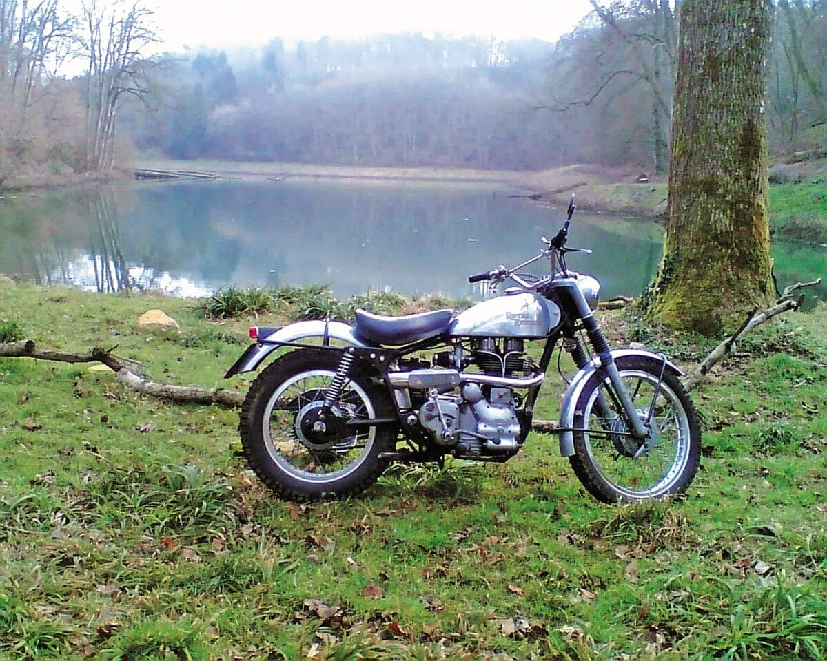 royal enfield trials bullet – classic dirt bike